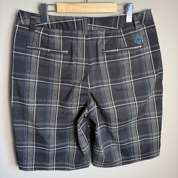 Puma Men's Chino Plaid Golf Shorts USP Dry Bermuda Black/Gray‎ Size 32 Preppy - Picture 6 of 15